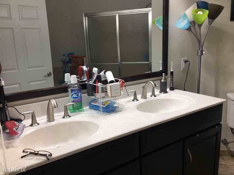 109 Deacon Shattuck Way - Photo 3 of 22