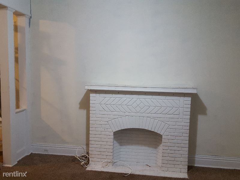 475 Dodge St - Photo 2 of 8