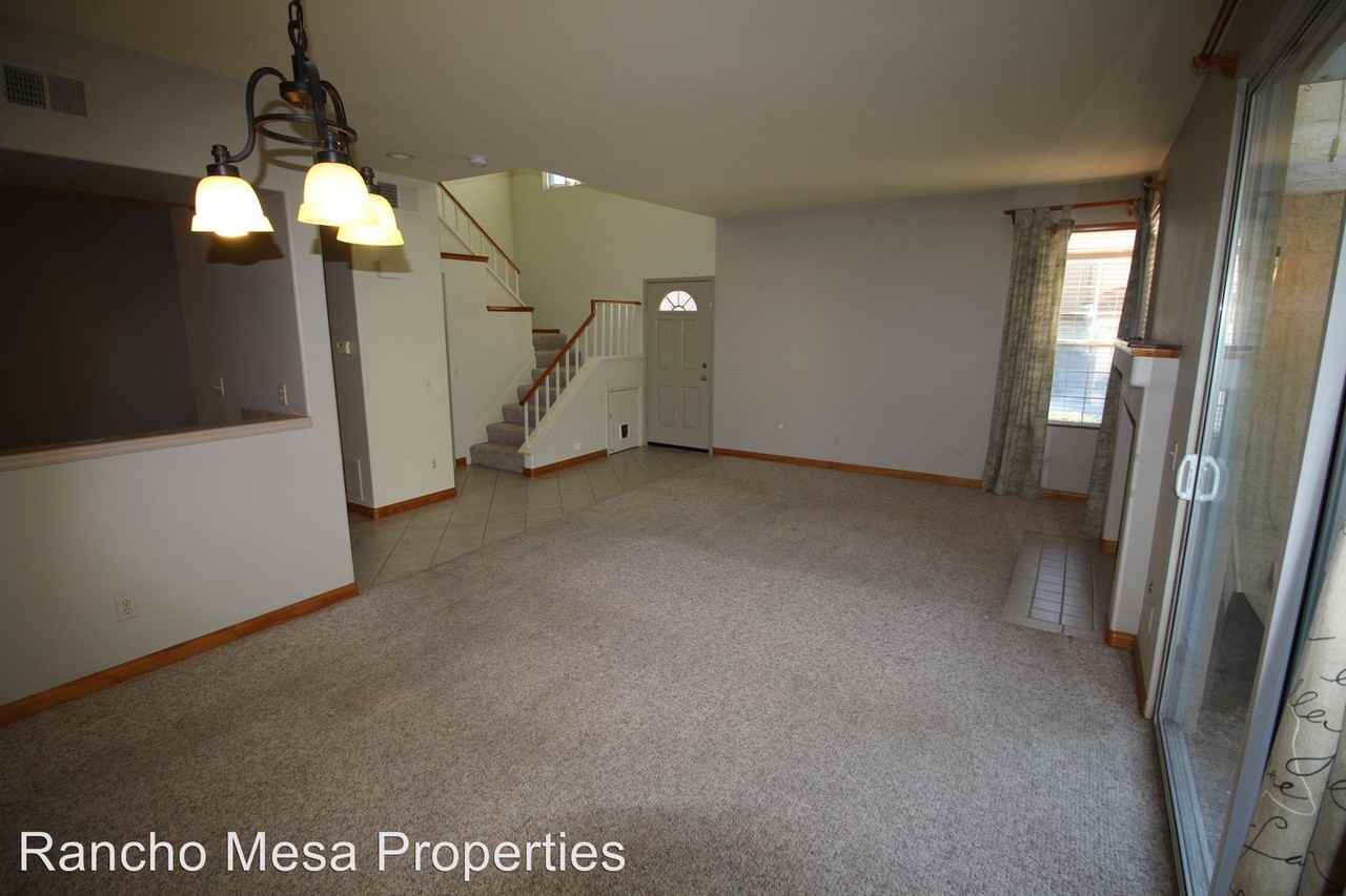 10976 Creekbridge Pl - Photo 3 of 11