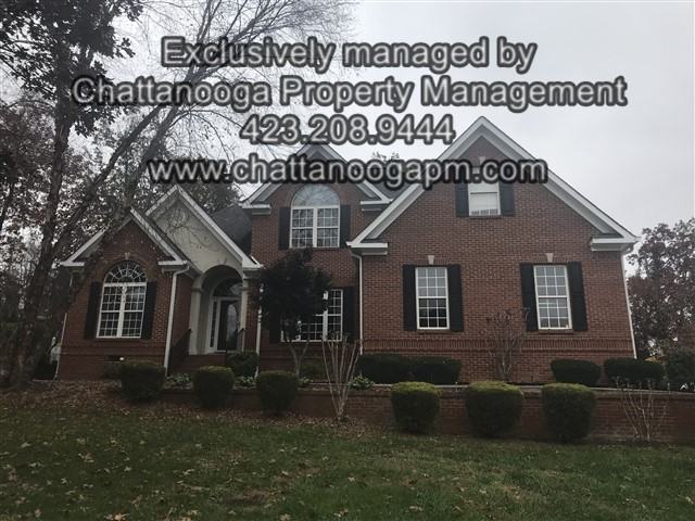 3256 Forest Shadows Dr - Photo 2 of 36