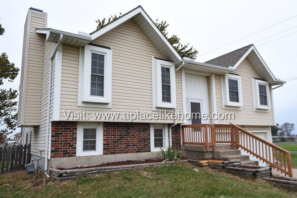 204 Bedford St - Photo 3 of 33