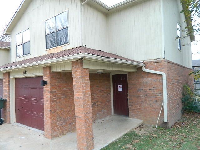682 W Martha Dr - Photo 3 of 22
