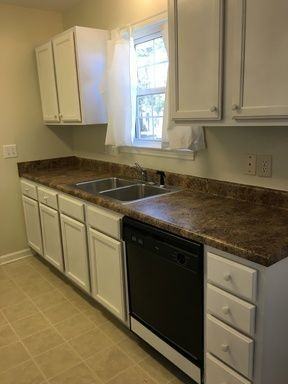 304 Raye Dr - Photo 3 of 11