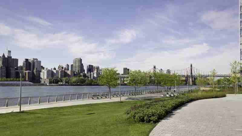 4545 45-45 Center Boulevard #3022 - Photo 3 of 4