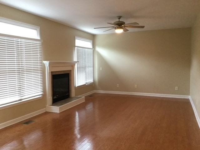 905 Wonderland Pass - Photo 2 of 17