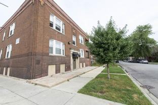 7056 S Eberhart Ave - Photo 1 of 1