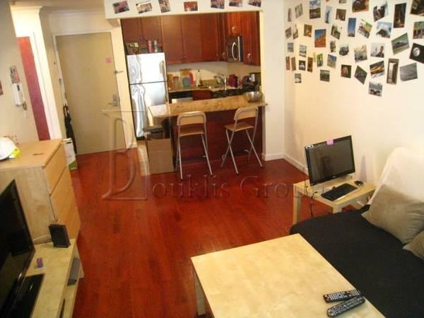 25-80 36th St 3F - Photo 2 of 4