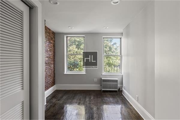 227 8th Street #3L - Photo 3 of 5