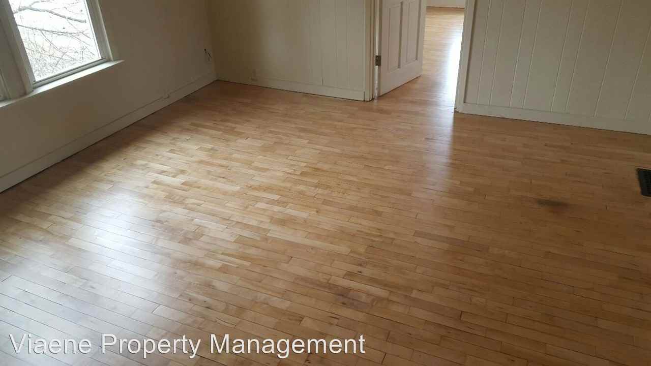 613 & 613 1/2 Racine St. - Photo 3 of 5