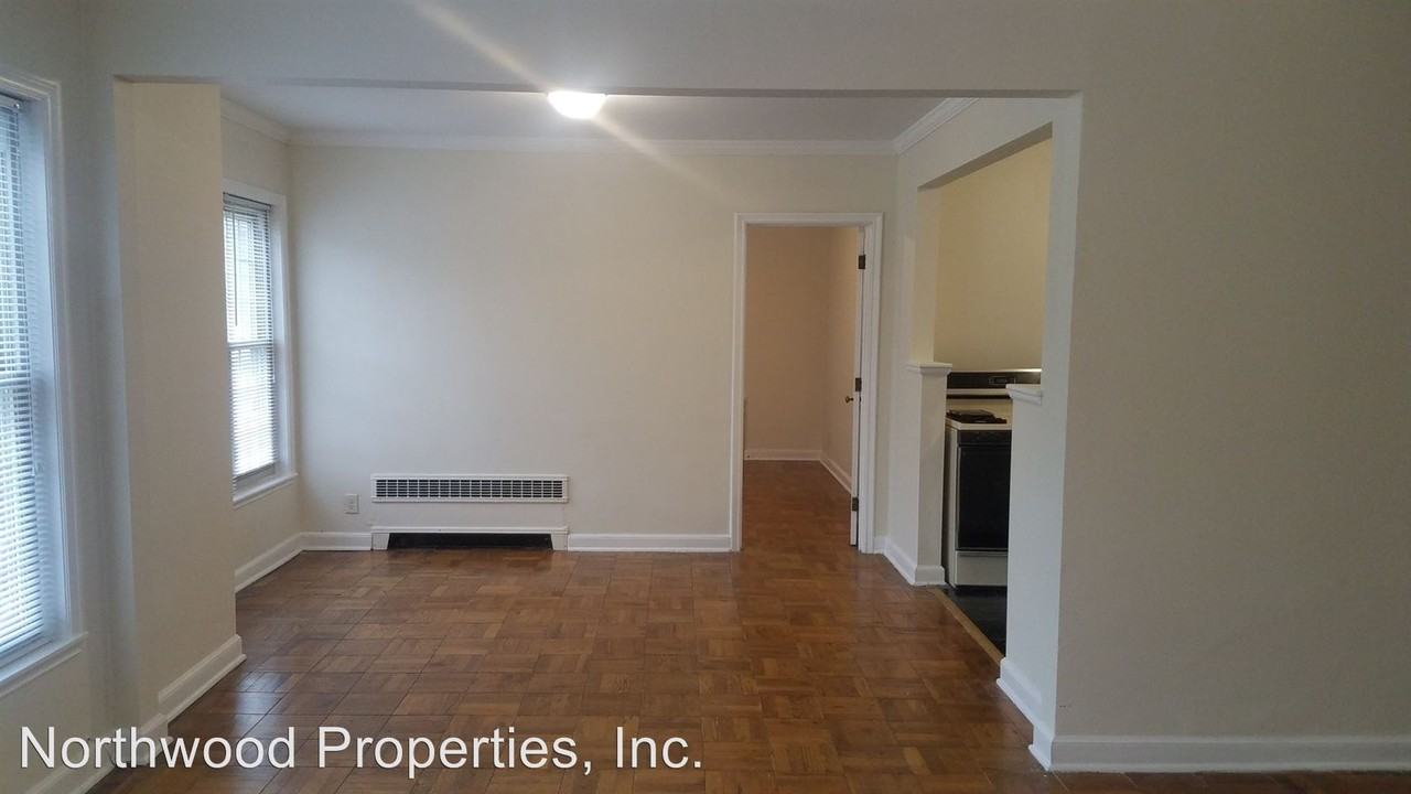 602-604 E TOWN ST. - Photo 3 of 5