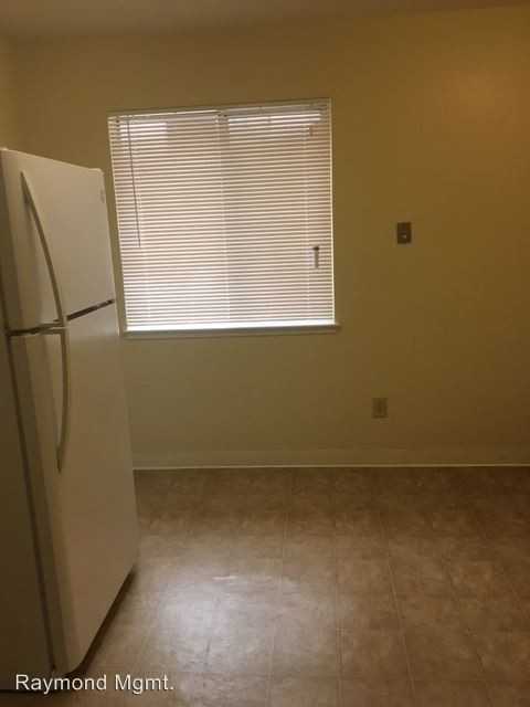 2722 U Street - Photo 3 of 6