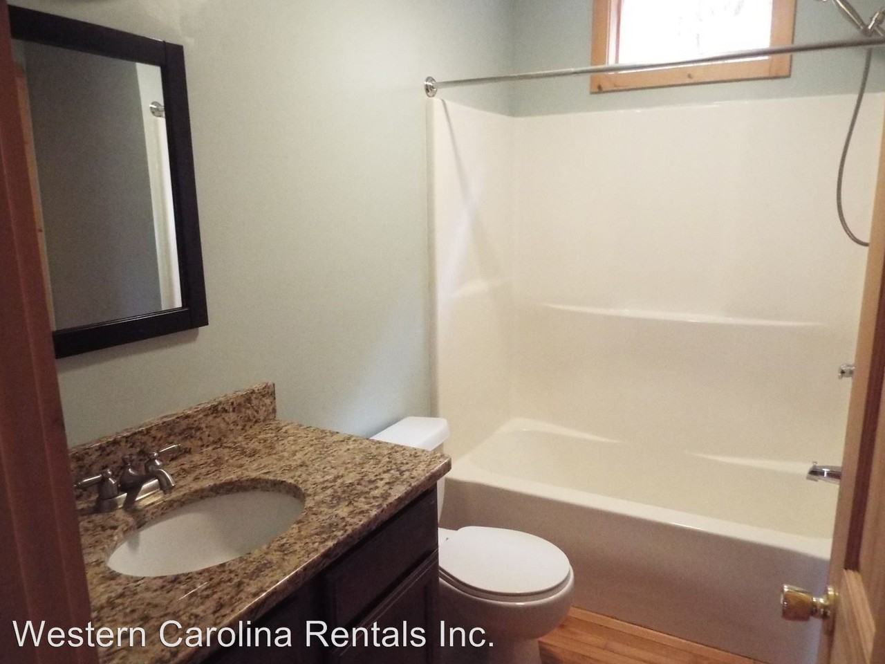 272 Ironwood Ln - Photo 2 of 32