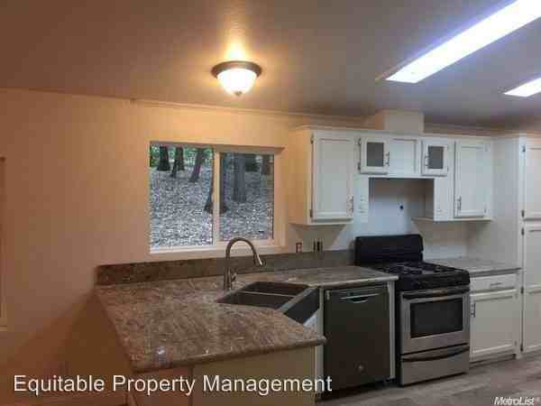 20630 Cedar View Dr - Photo 2 of 5