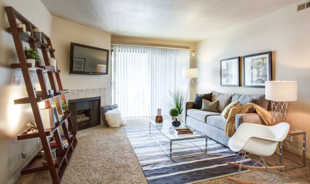 Royal Farms - Photo 3 of 29