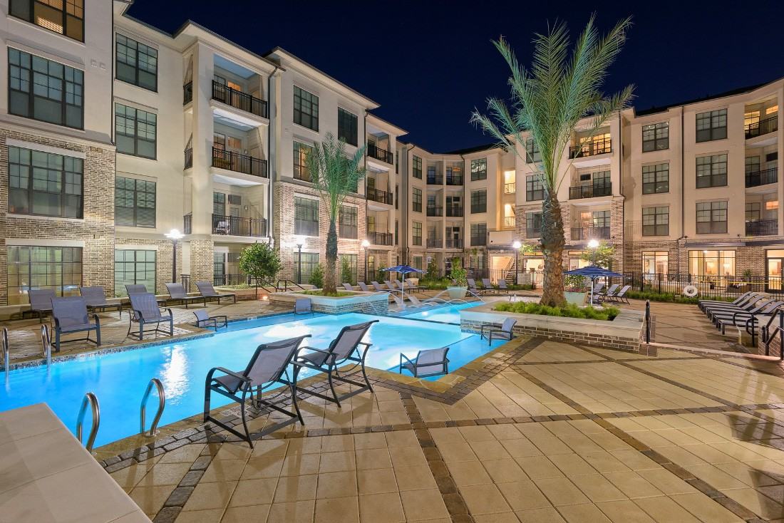 Heights at Westchase - Photo 2 of 25