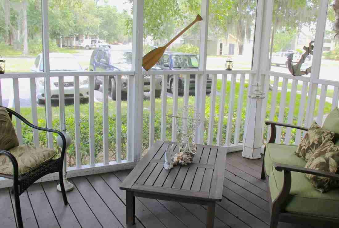 Island Pointe Apartments - Photo 2 of 34