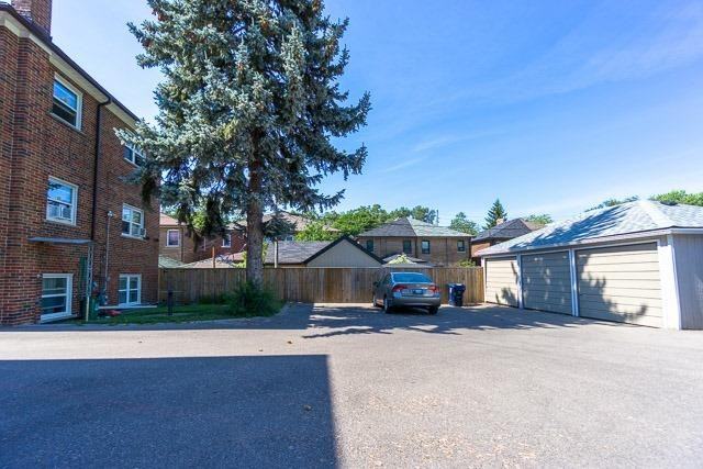 365 Gladstone Avenue - Photo 3 of 12