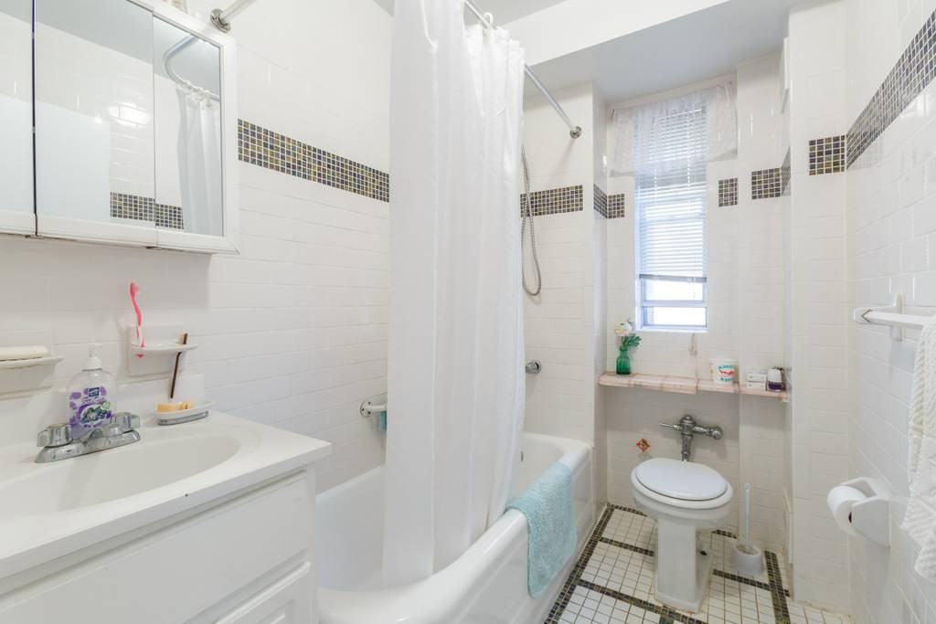 181 73rd St - Photo 2 of 11