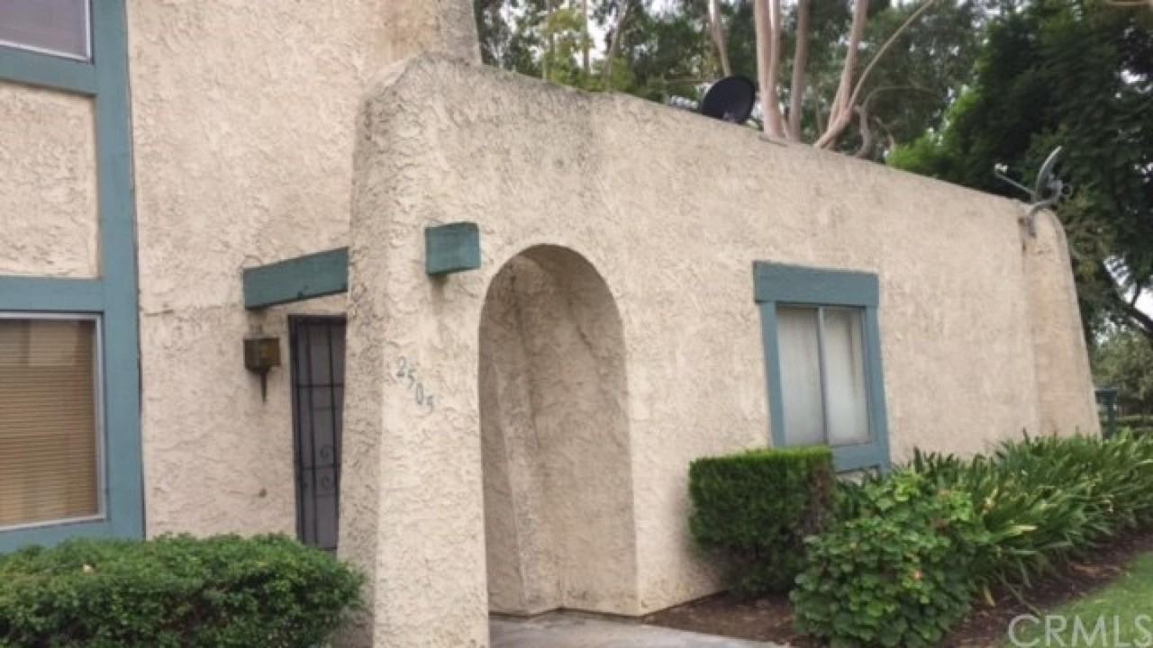 2505 Colgate Way - Photo 2 of 12