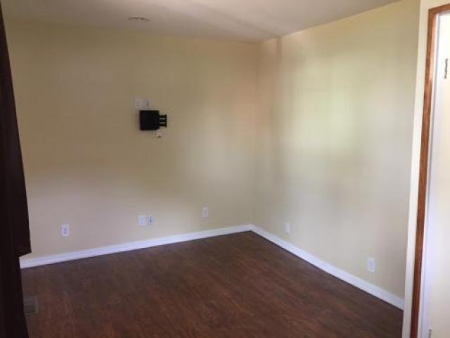 684 Meigs St - Photo 3 of 6