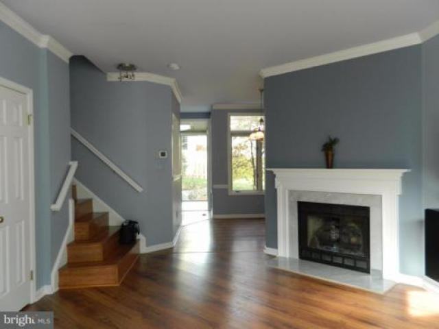 204 Mill Cross Ln - Photo 3 of 6