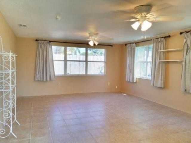 2202 Arcadia Rd - Photo 2 of 6