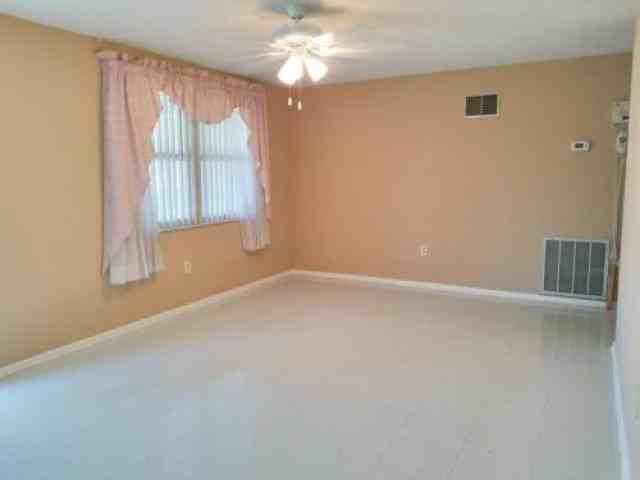 2202 Arcadia Rd - Photo 3 of 6