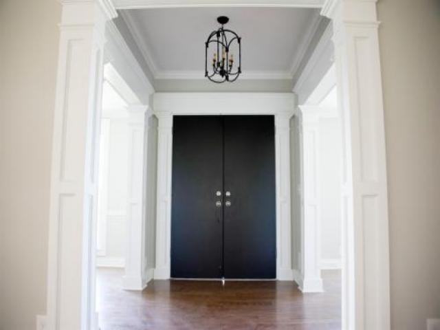 1801 Cromwell Dr - Photo 2 of 6