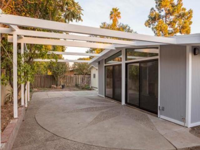 3992 Maricopa Dr - Photo 2 of 5