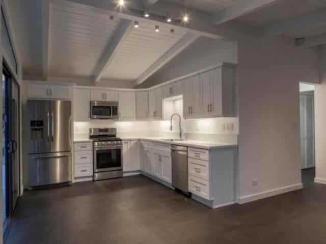 3992 Maricopa Dr - Photo 3 of 5