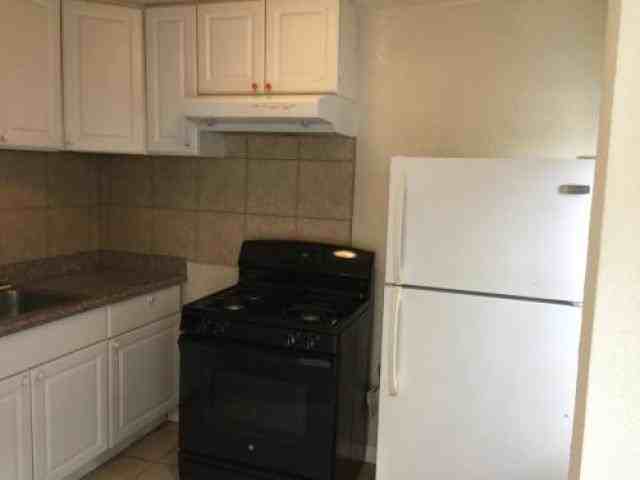 1507 Prince St - Photo 2 of 6