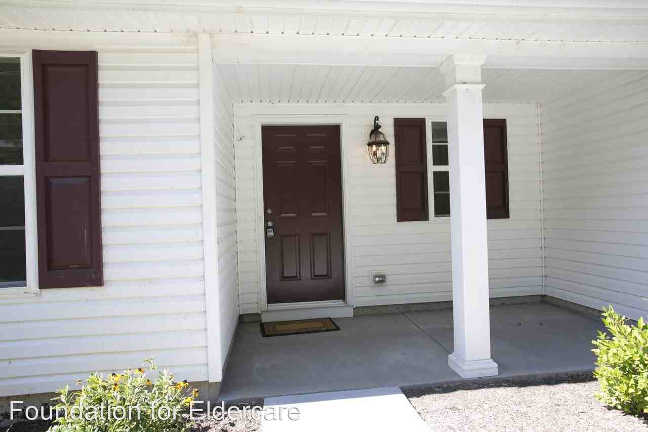 115 Azalea Dr - Photo 2 of 12