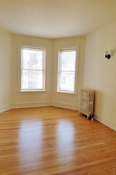 2014 W. Berwyn - Photo 2 of 5