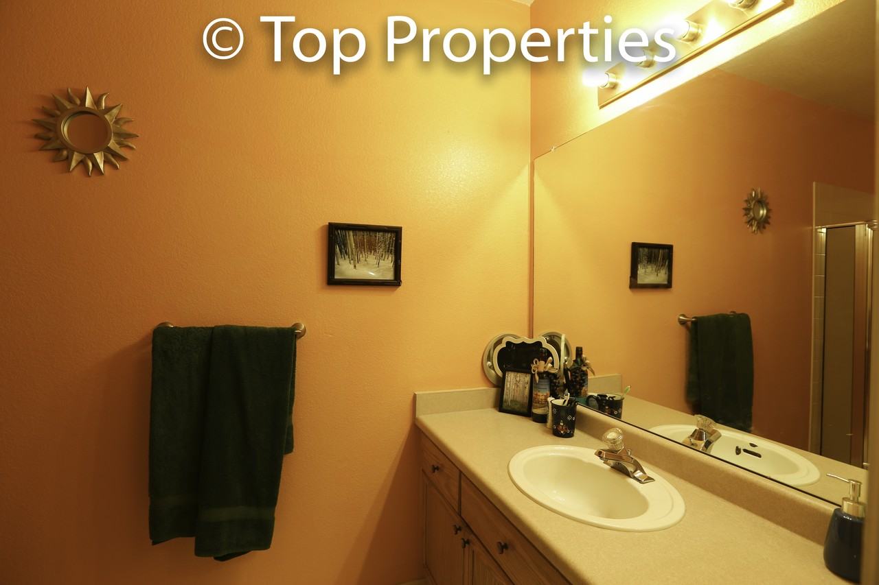 7429 S Alkire St - Photo 3 of 4