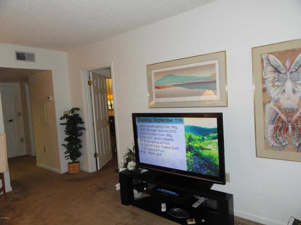 10330 W Thunderbird Blvd #c128 - Photo 3 of 6