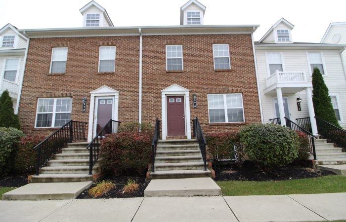 976 Hartford Village Boulevard