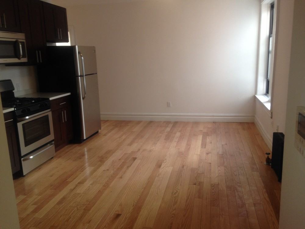 21-80 38th Street - Photo 3 of 12