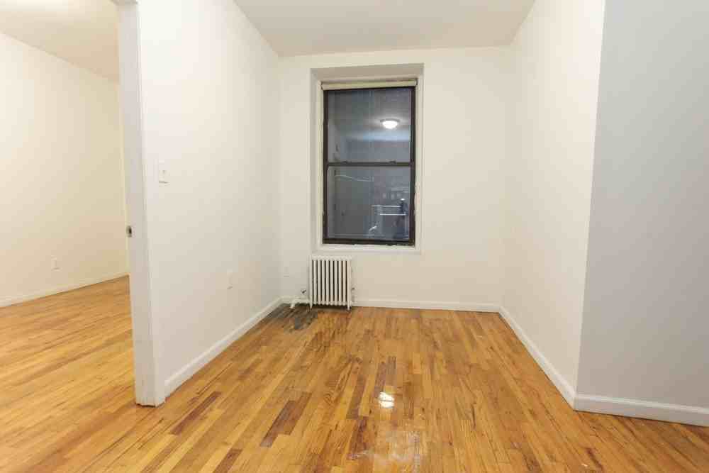 102 West 80th Street - Photo 3 of 5