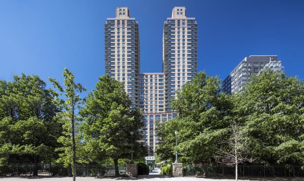 West End Towers - Photo 2 of 31