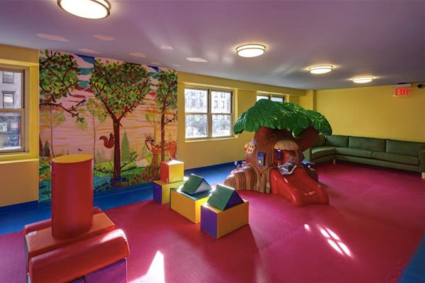 Independence Plaza - Photo 3 of 4