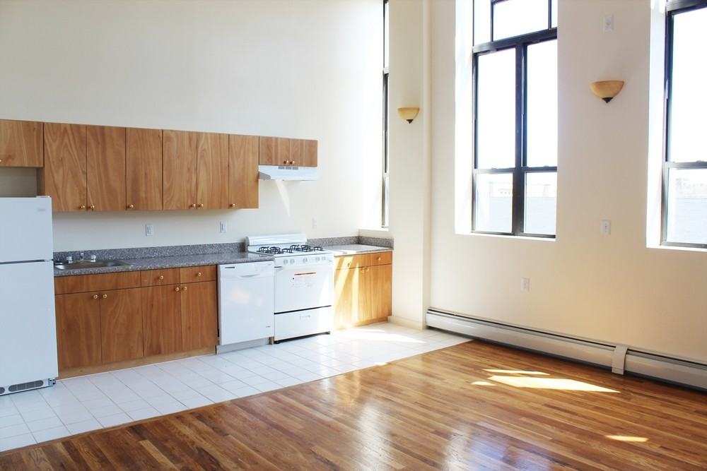 44 Beech Street - Photo 2 of 17