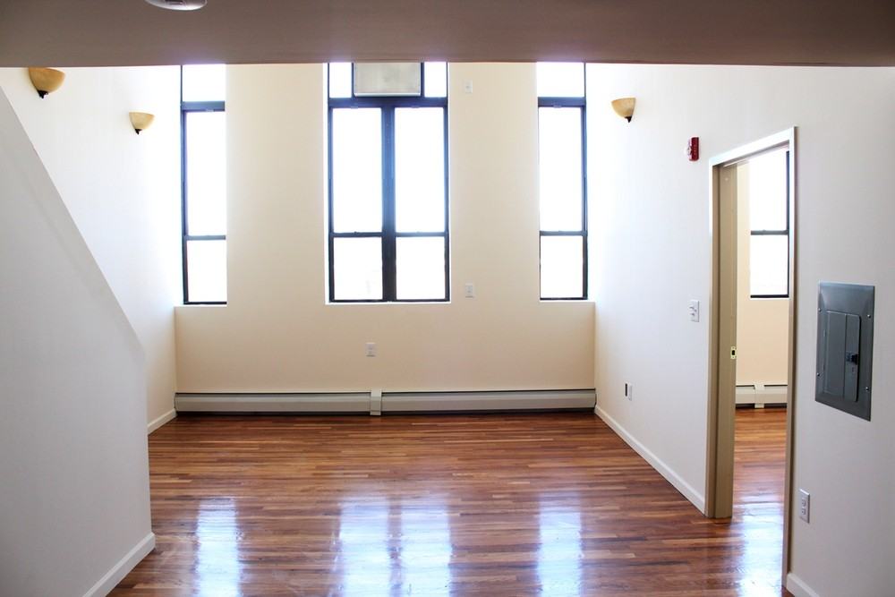 44 Beech Street - Photo 3 of 17