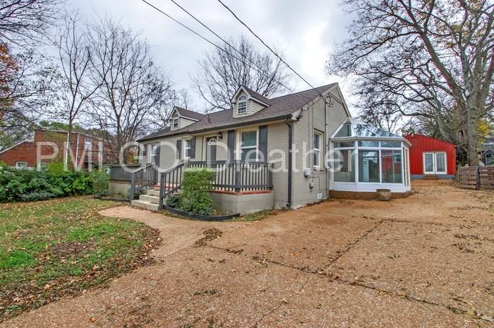 203 Wheeler Ave - Photo 2 of 37