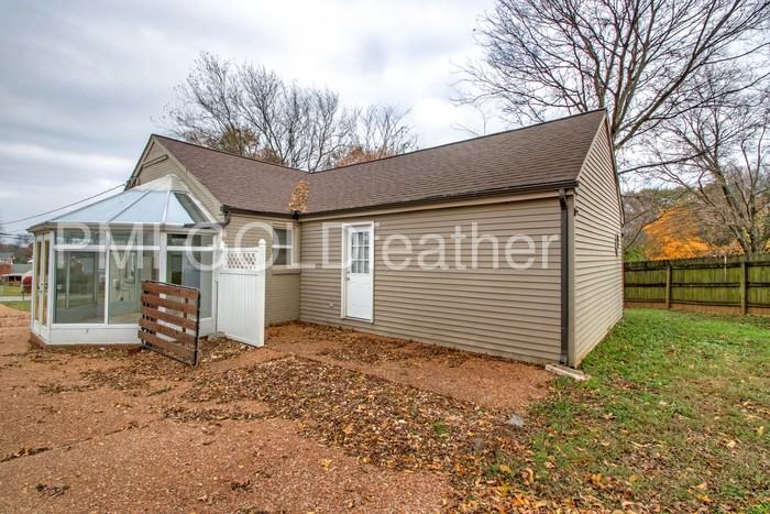 203 Wheeler Ave - Photo 3 of 37