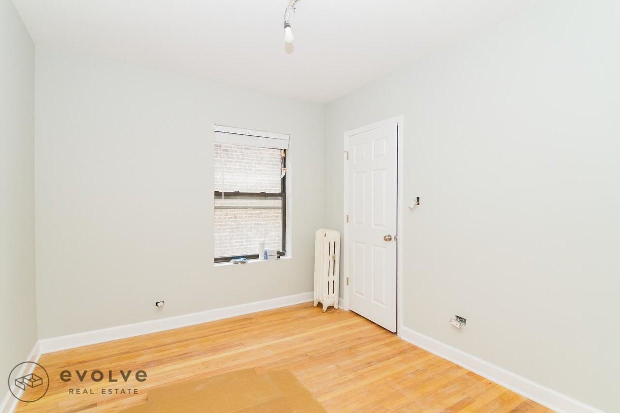 516 W. Cornelia - Photo 3 of 3