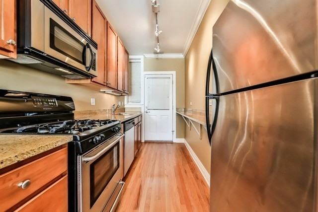 4863-67 N. Hermitage - Photo 2 of 10