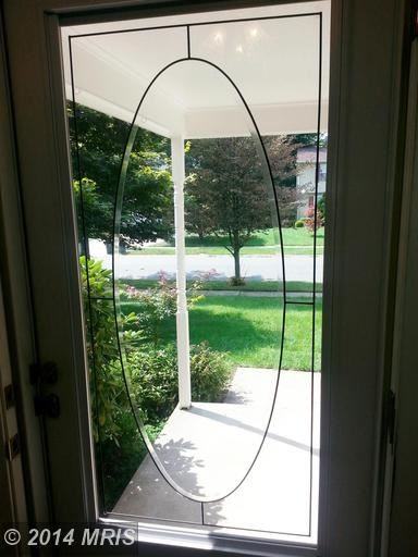 1323 Sweetbriar Ln - Photo 2 of 28