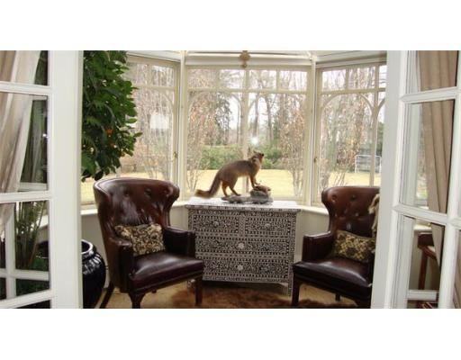 209 Newton St - Photo 3 of 9