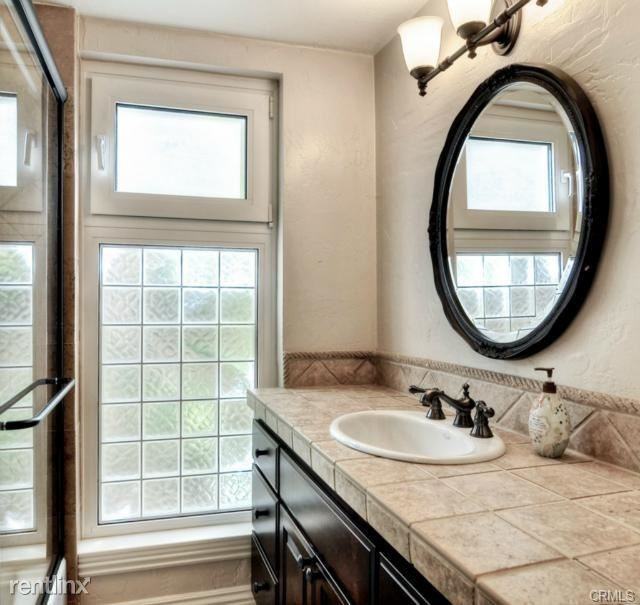 2813 Chateau Way - Photo 3 of 15