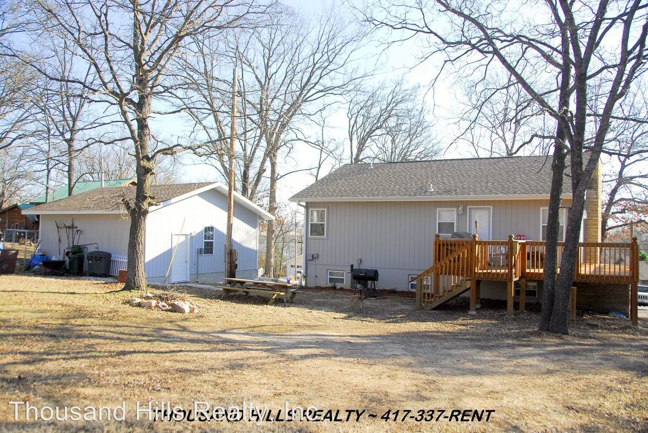 564 Dale Ave - Photo 2 of 8